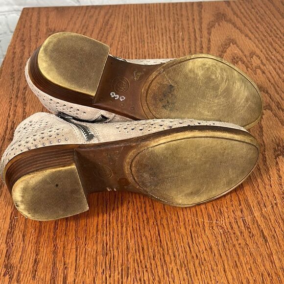 Lucky Brand Taupe Perforated Booties | Shoeties | Double Zip | Leather 7 - Picture 4 of 5